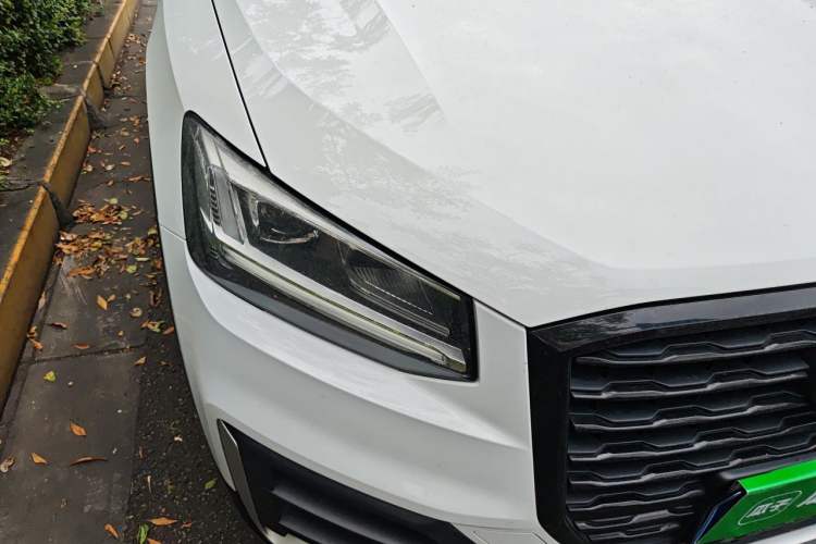Used Audi Q2L 2018 35 TFSI Launch Exclusive Edition China V Right Front Headlight