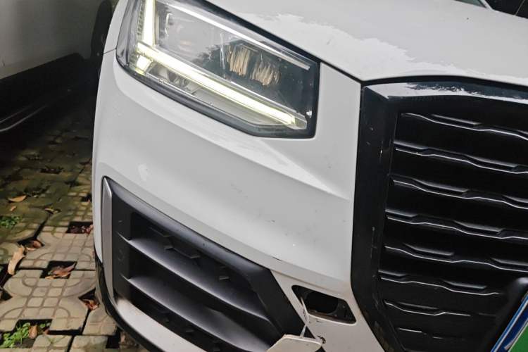Used Audi Q2L 2018 35 TFSI Fashion Dynamic Version China VI Emission Standard Right Front Headlight