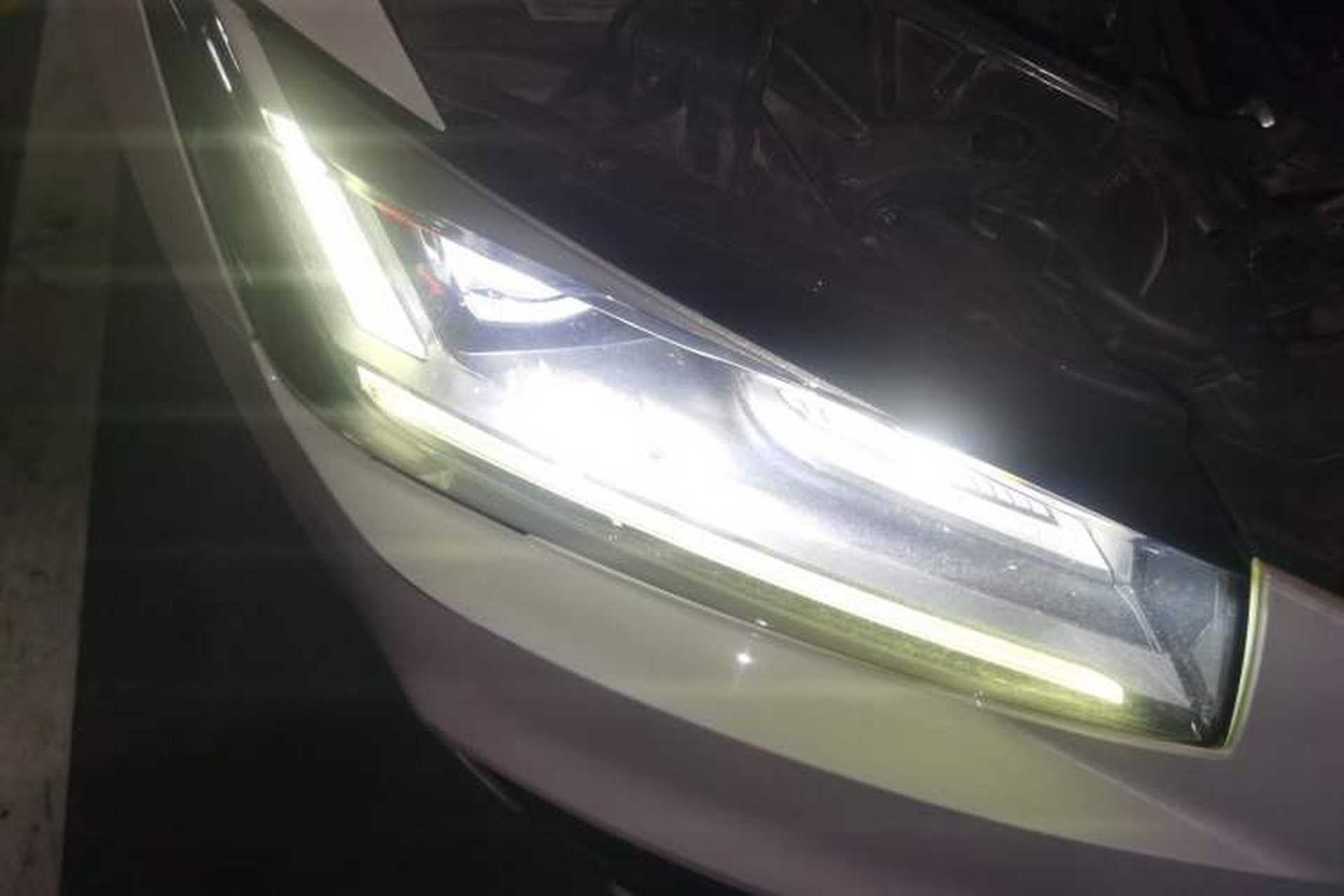 Used Audi Q2L 2018 35 TFSI Launch Exclusive Edition China V Right Front Headlight