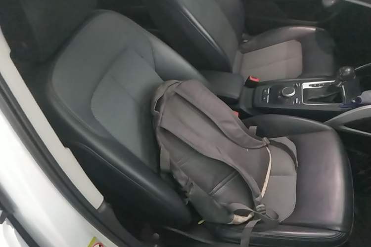 Used Audi Q2L 2018 35 TFSI Fashionable & Elegant Version China VI Emission Standard Right Front Seat