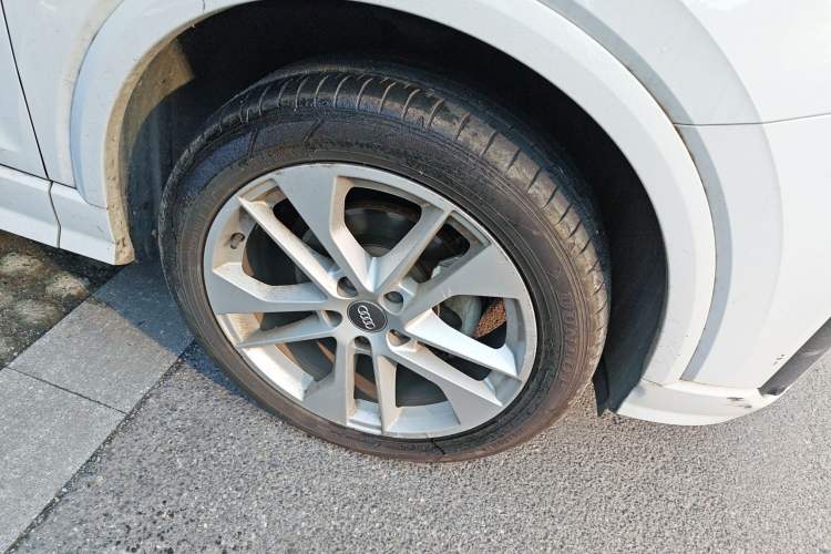 Used Audi Q2L 2018 35 TFSI Luxury Prestige Version China VI Right Front Wheel Hub