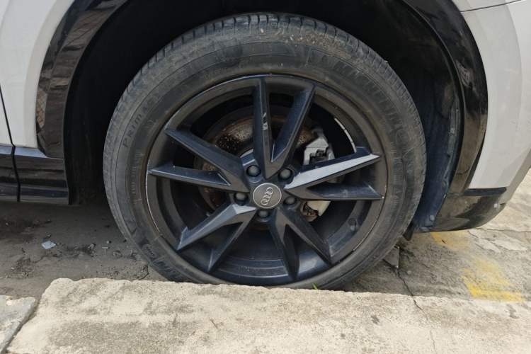 Used Audi Q2L 2018 35 TFSI Launch Exclusive Edition China VI Right Front Wheel Hub