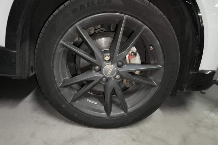 Used Audi Q2L 2018 35 TFSI Launch Exclusive Edition China V Right Front Wheel Hub