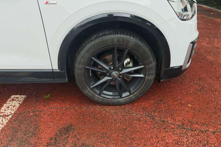 Used Audi Q2L 2018 35 TFSI Launch Exclusive Edition China V Right Front Wheel Hub