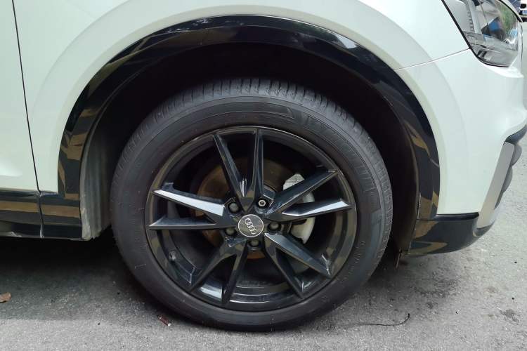 Used Audi Q2L 2018 35 TFSI Launch Exclusive Edition China V Right Front Wheel Hub