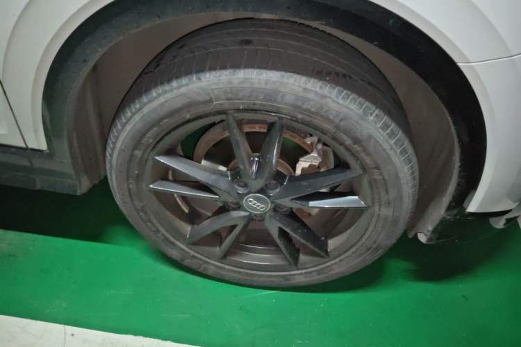 Used Audi Q2L 2018 35 TFSI Fashion Dynamic Version China V Emission Standard Right Front Wheel Hub