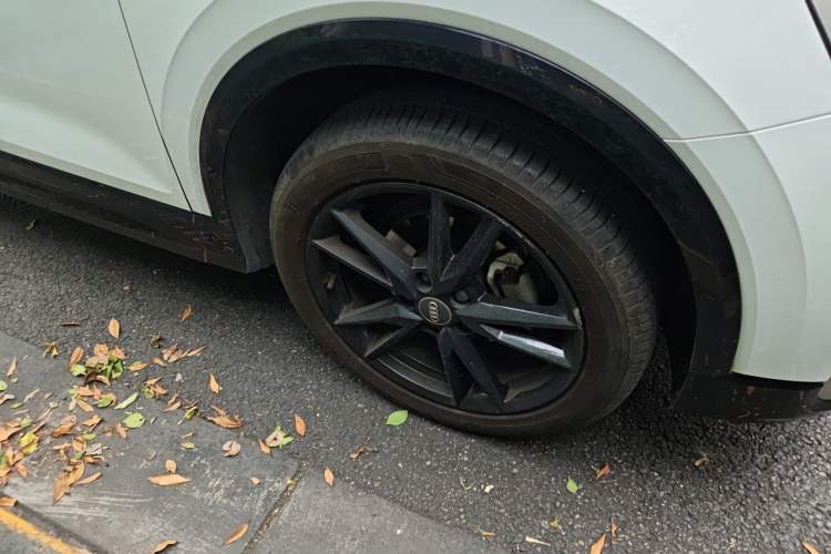 Used Audi Q2L 2018 35 TFSI Launch Exclusive Edition China V Right Front Wheel Hub