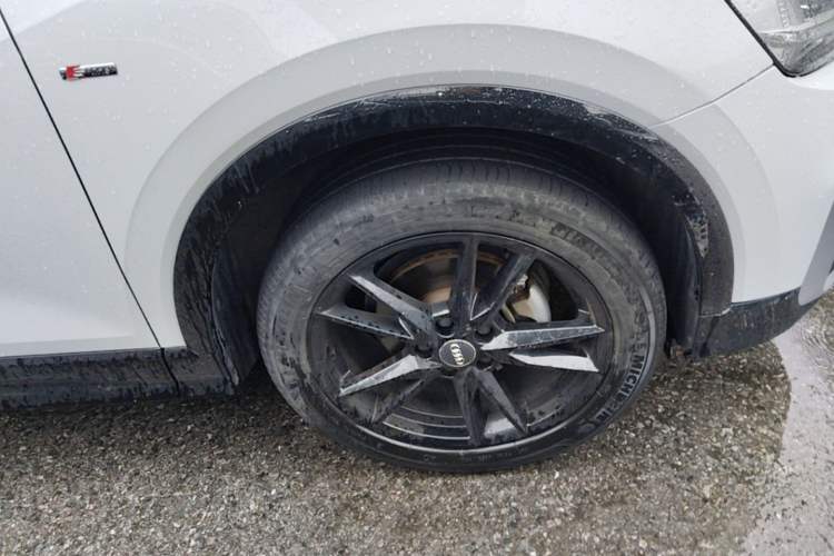 Used Audi Q2L 2018 35 TFSI Fashion Dynamic Version China VI Emission Standard Right Front Wheel Hub