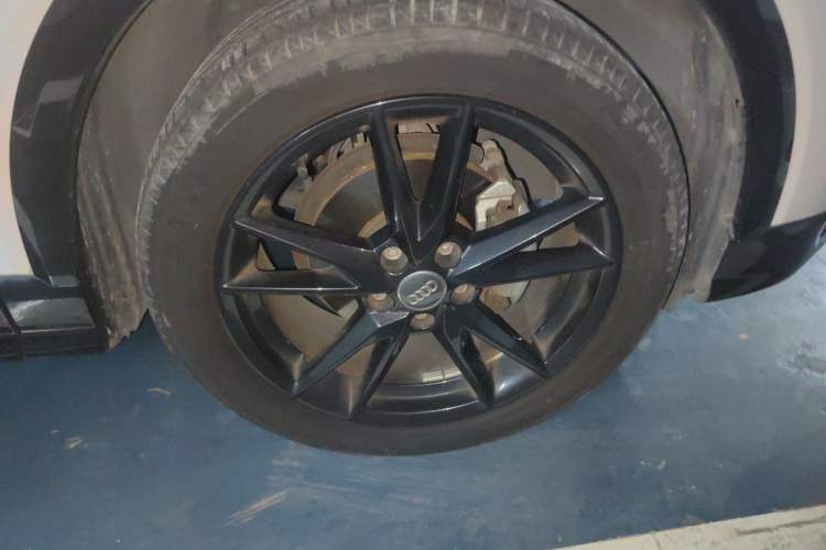 Used Audi Q2L 2018 35 TFSI Launch Exclusive Edition China VI Right Front Wheel Hub