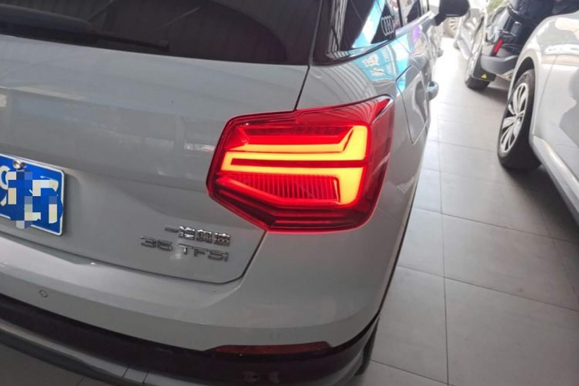 Used Audi Q2L 2018 35 TFSI Launch Exclusive Edition China V Right Rear Taillight