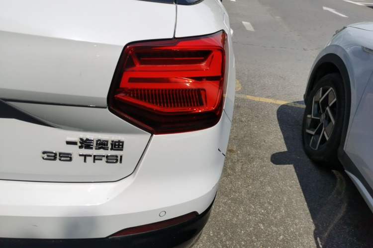 Used Audi Q2L 2018 35 TFSI Fashion Dynamic Version China VI Emission Standard Right Rear Taillight