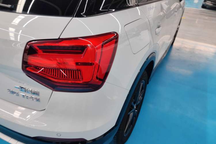 Used Audi Q2L 2018 35 TFSI Launch Exclusive Edition China VI Right Rear Taillight