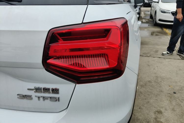 Used Audi Q2L 2018 35 TFSI Launch Exclusive Edition China VI Right Rear Taillight