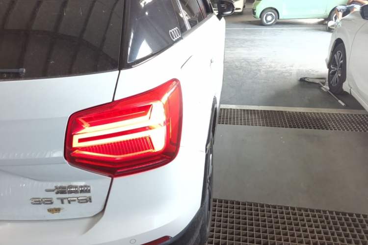 Used Audi Q2L 2018 35 TFSI Launch Exclusive Edition China VI Right Rear Taillight