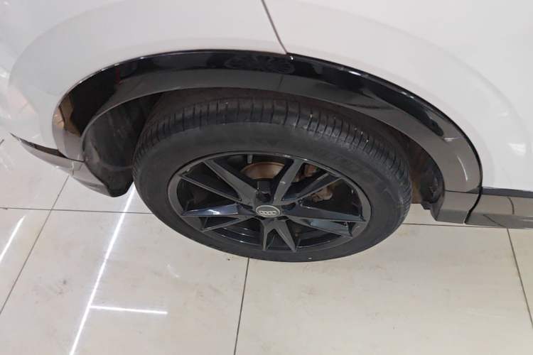 Used Audi Q2L 2018 35 TFSI Launch Exclusive Edition China VI Right Rear Wheel Hub