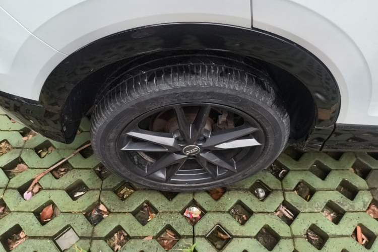 Used Audi Q2L 2018 35 TFSI Fashion Dynamic Version China VI Emission Standard Right Rear Wheel Hub