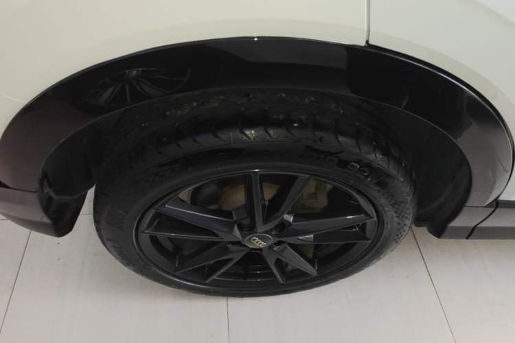 Used Audi Q2L 2018 35 TFSI Launch Exclusive Edition China V Right Rear Wheel Hub