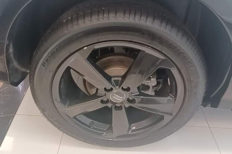 Used Audi Q2L 2018 35 TFSI Launch Exclusive Edition China VI Right Rear Wheel Hub