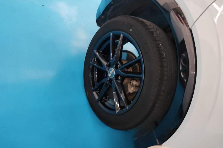 Used Audi Q2L 2018 35 TFSI Launch Exclusive Edition China VI Right Rear Wheel Hub