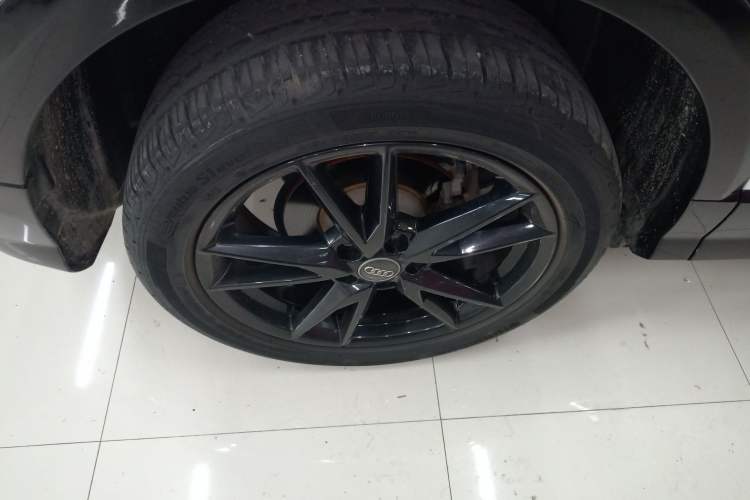 Used Audi Q2L 2018 35 TFSI Launch Exclusive Edition China VI Right Rear Wheel Hub