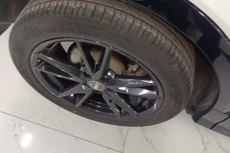 Used Audi Q2L 2018 35 TFSI Fashion Dynamic Version China VI Emission Standard Right Rear Wheel Hub