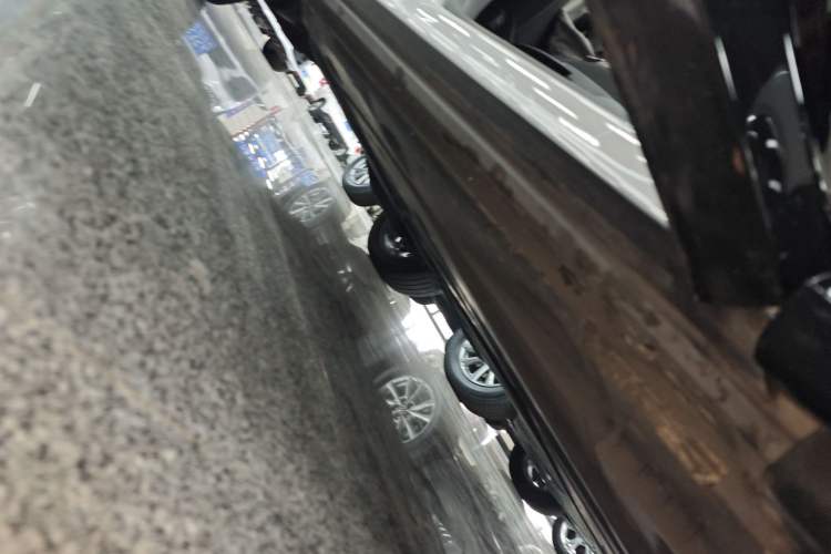 Used Audi Q2L 2018 35 TFSI Launch Exclusive Edition China VI Right Side Sill