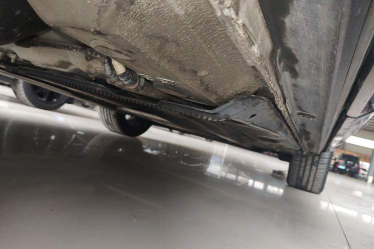 Used Audi Q2L 2018 35 TFSI Launch Exclusive Edition China VI Right Side Sill