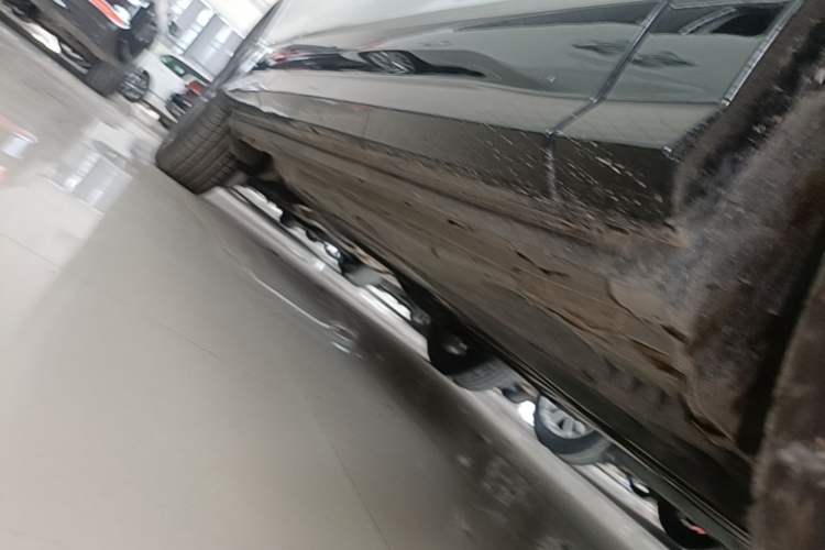 Used Audi Q2L 2018 35 TFSI Fashion Dynamic Version China VI Emission Standard Right Side Sill