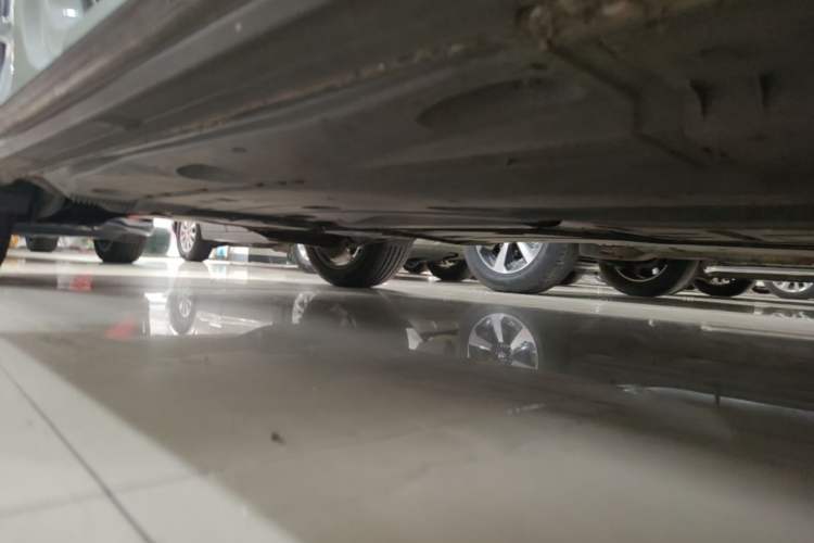 Used Audi Q2L 2018 35 TFSI Launch Exclusive Edition China VI Right Side Sill