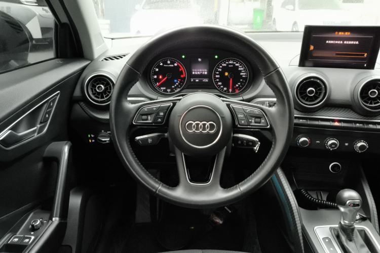Used Audi Q2L 2018 35 TFSI Launch Exclusive Edition China VI Steering Wheel