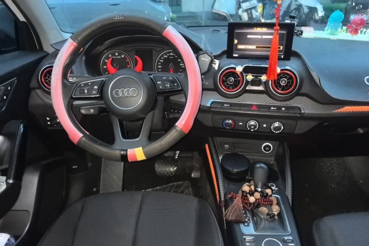 Used Audi Q2L 2018 35 TFSI Launch Exclusive Edition China VI Steering Wheel