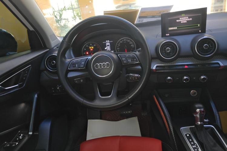 Used Audi Q2L 2018 35 TFSI Launch Exclusive Edition China V Steering Wheel