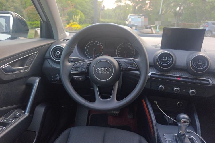 Used Audi Q2L 2018 35 TFSI Launch Exclusive Edition China VI Steering Wheel