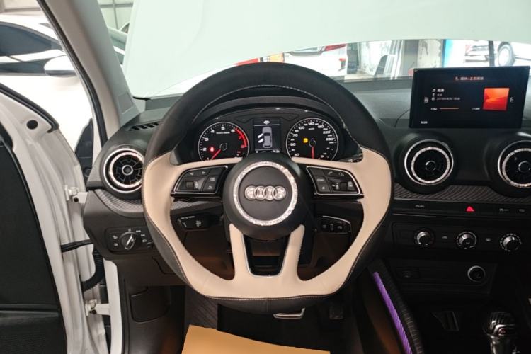 Used Audi Q2L 2018 35 TFSI Launch Exclusive Edition China V Steering Wheel
