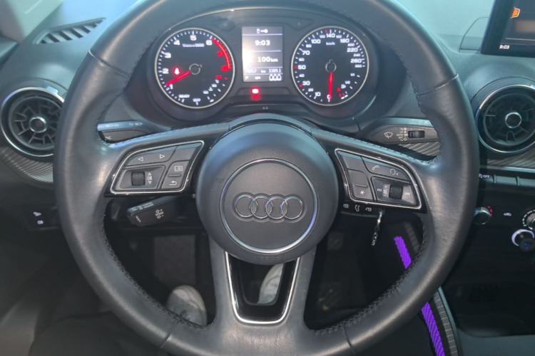 Used Audi Q2L 2018 35 TFSI Launch Exclusive Edition China VI Steering Wheel