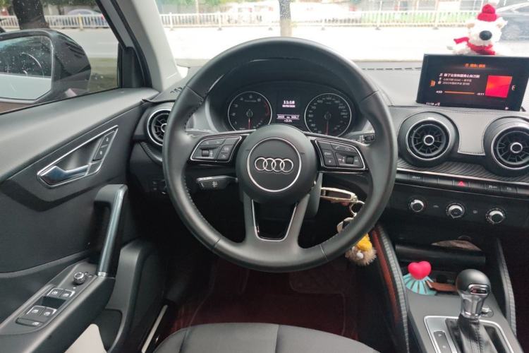 Used Audi Q2L 2018 35 TFSI Launch Exclusive Edition China V Steering Wheel