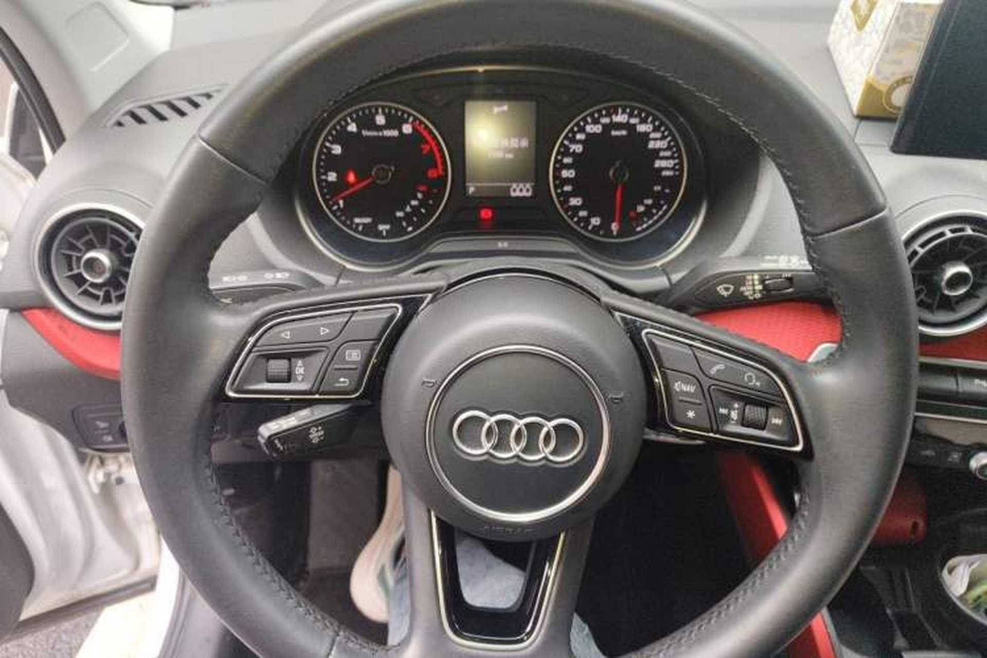 Used Audi Q2L 2018 35 TFSI Fashion Dynamic Version China VI Emission Standard Steering Wheel