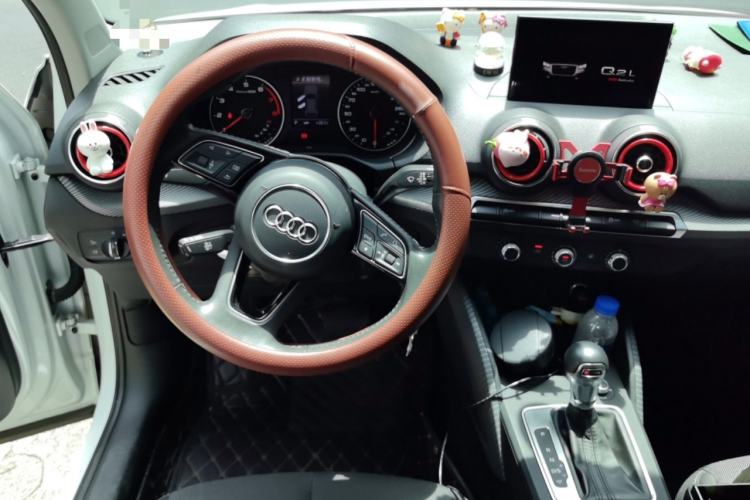 Used Audi Q2L 2018 35 TFSI Launch Exclusive Edition China V Steering Wheel