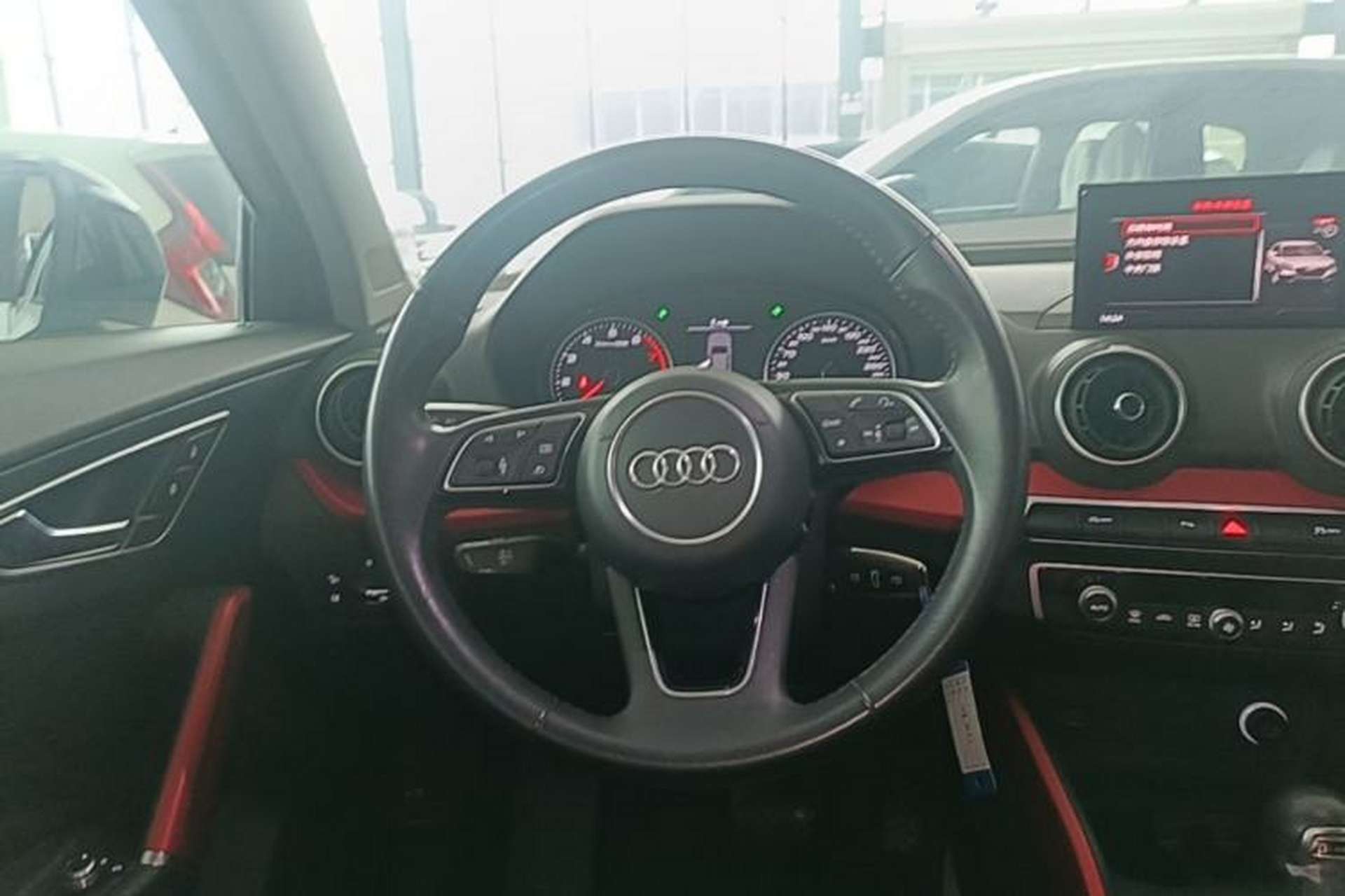 Used Audi Q2L 2018 35 TFSI Fashion Dynamic Version China VI Emission Standard Steering Wheel