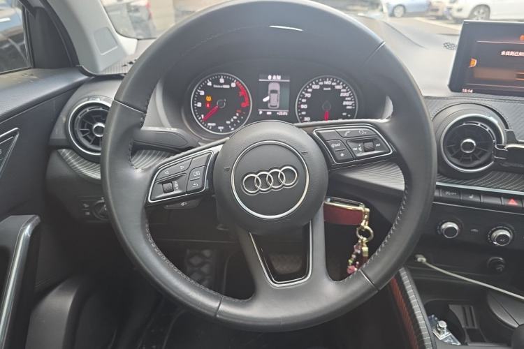 Used Audi Q2L 2018 35 TFSI Launch Exclusive Edition China V Steering Wheel