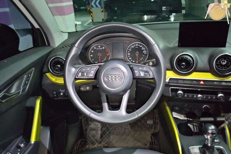 Used Audi Q2L 2018 35 TFSI Fashion Dynamic Version China V Emission Standard Steering Wheel
