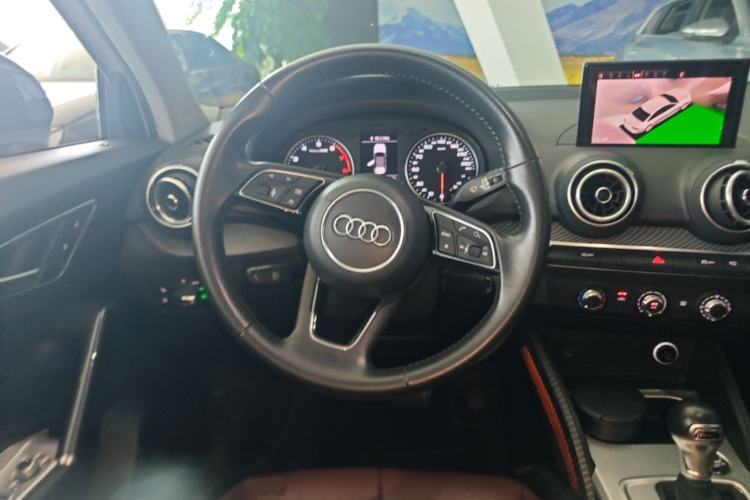 Used Audi Q2L 2018 35 TFSI Launch Exclusive Edition China VI Steering Wheel