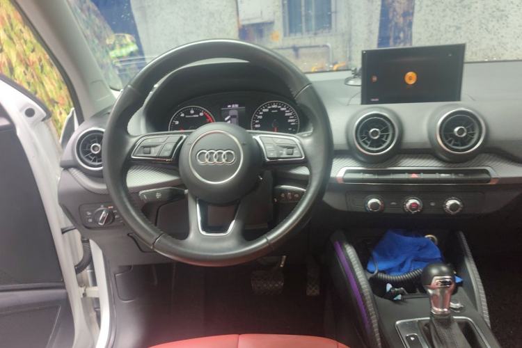 Used Audi Q2L 2018 35 TFSI Launch Exclusive Edition China V Steering Wheel