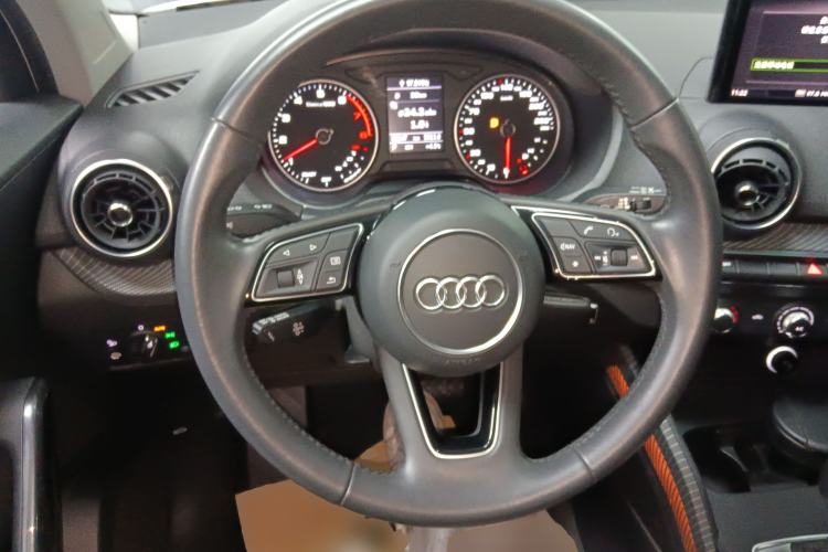 Used Audi Q2L 2018 35 TFSI Launch Exclusive Edition China V Steering Wheel