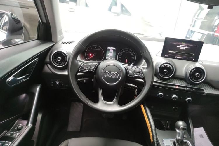 Used Audi Q2L 2018 35 TFSI Launch Exclusive Edition China VI Steering Wheel