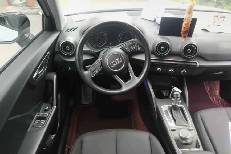 Used Audi Q2L 2018 35 TFSI Advanced Dynamic Version China VI Emission Standard Steering Wheel