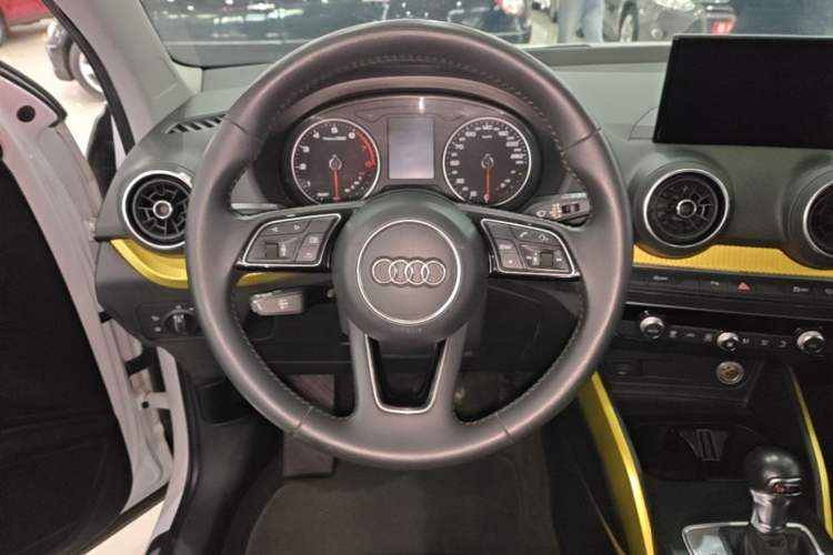 Used Audi Q2L 2018 35 TFSI Fashion Dynamic Version China V Emission Standard Steering Wheel