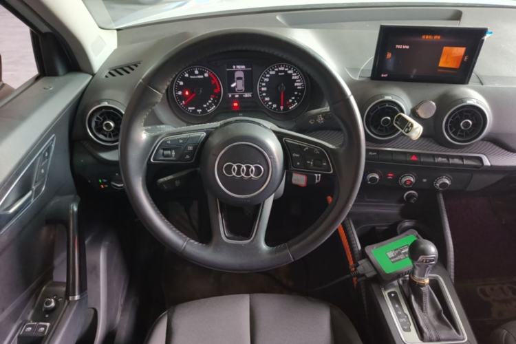 Used Audi Q2L 2018 35 TFSI Launch Exclusive Edition China VI Steering Wheel