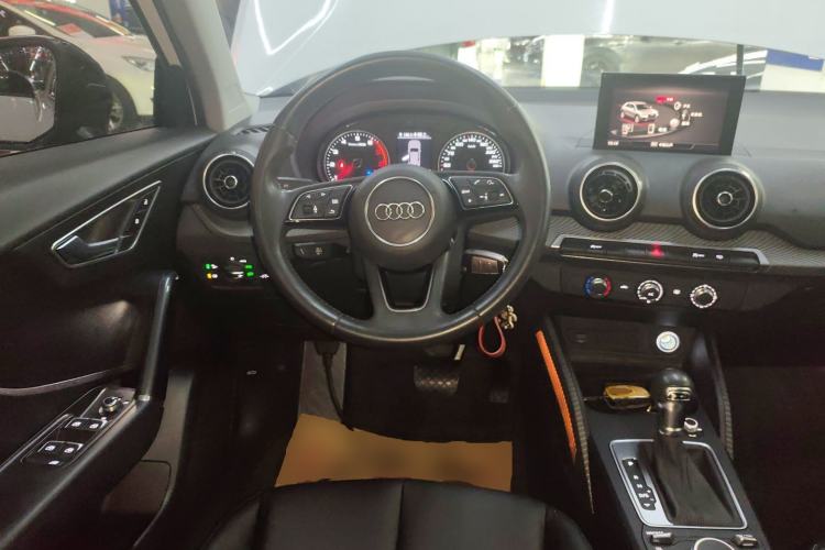 Used Audi Q2L 2018 35 TFSI Launch Exclusive Edition China VI Steering Wheel