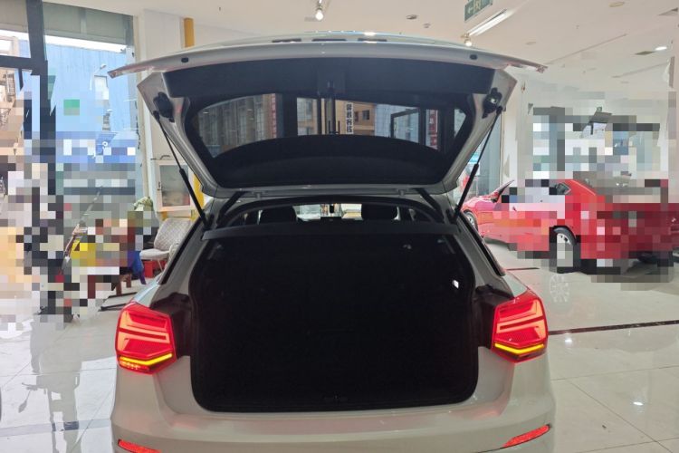 Used Audi Q2L 2018 35 TFSI Launch Exclusive Edition China VI Trunk